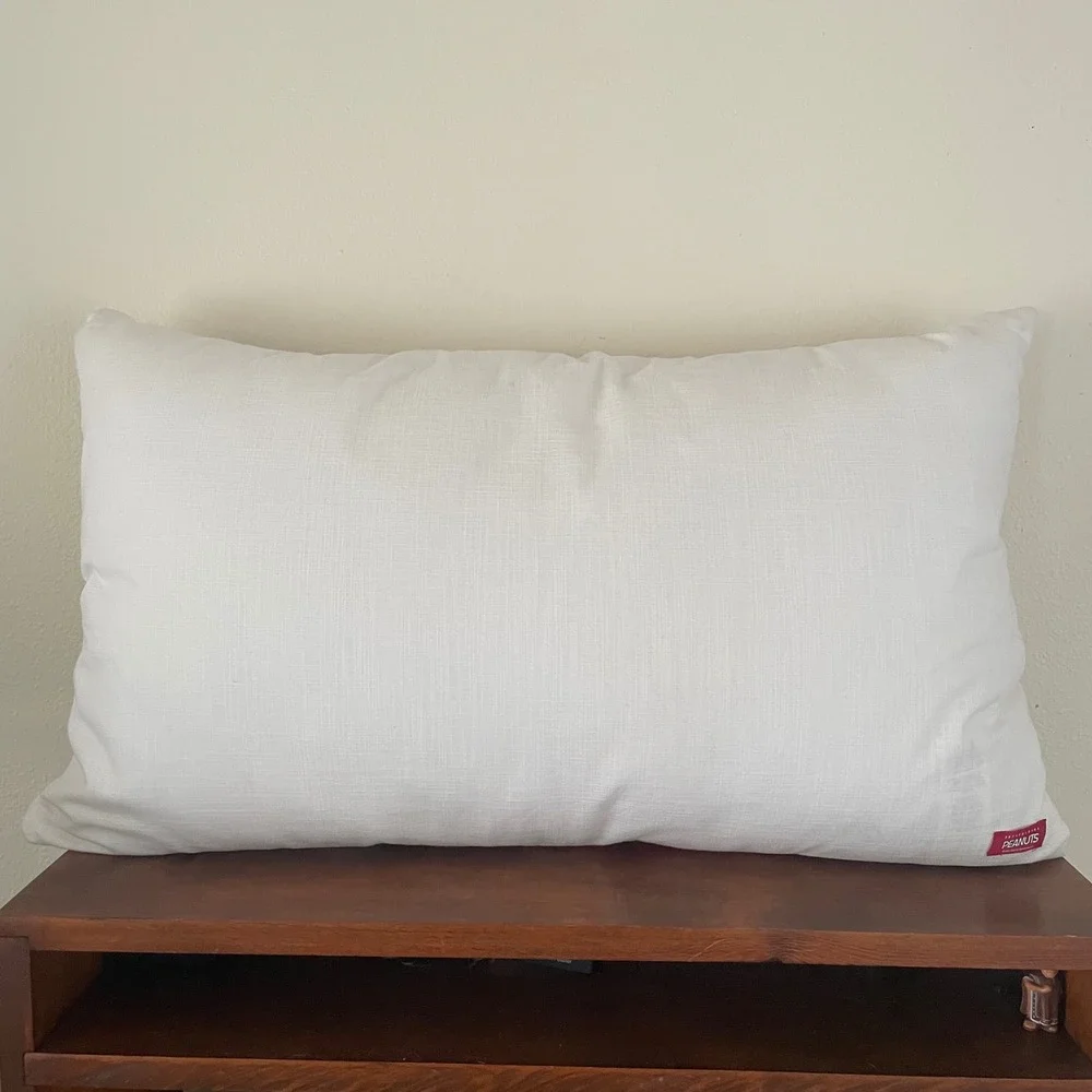 Pottery‎ Barn Peanuts Snoopy Christmas Holiday Lumbar Pillow 14x26